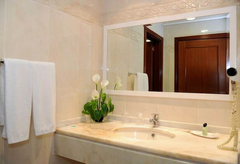 주니어 스위트 바다 전망, Ocean Gardens