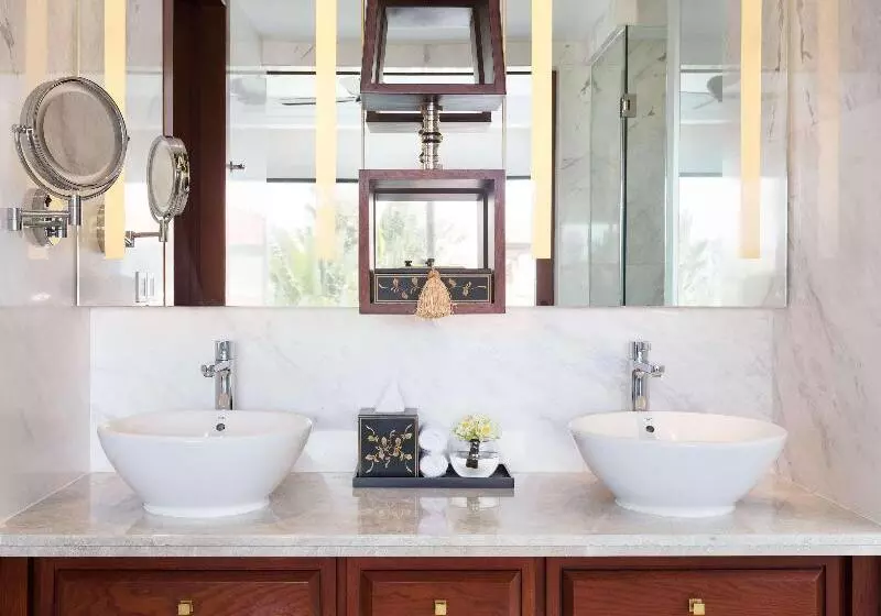 キングサイズベッドのスタンダードルーム, Park Hyatt Siem Reap
