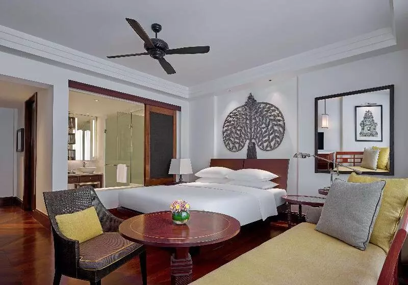 キングサイズベッドのスタンダードルーム, Park Hyatt Siem Reap