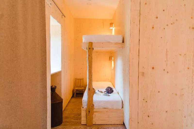 デラックスルーム, The Nest By Cooking And Nature
