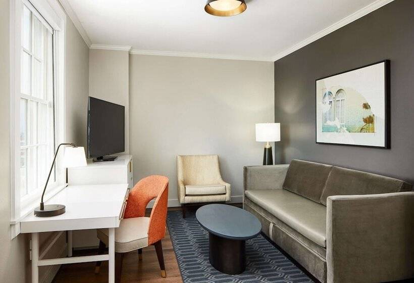 סוויטה, The Terrace Hotel Lakeland, Tapestry Collection By Hilton