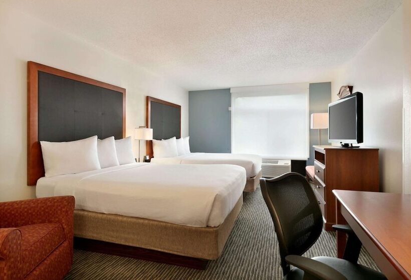 Номер Стандарт 2 Двуспальные Кровати, Wingate By Wyndham Parkersburg   Vienna