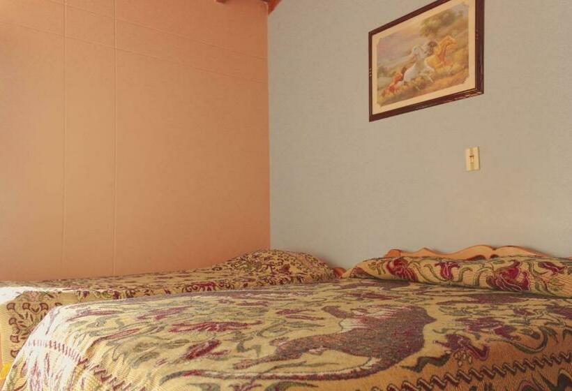 غرفة قياسية ثلاثية, Felicina