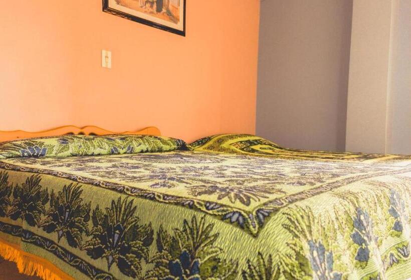 غرفة قياسية ثلاثية, Felicina