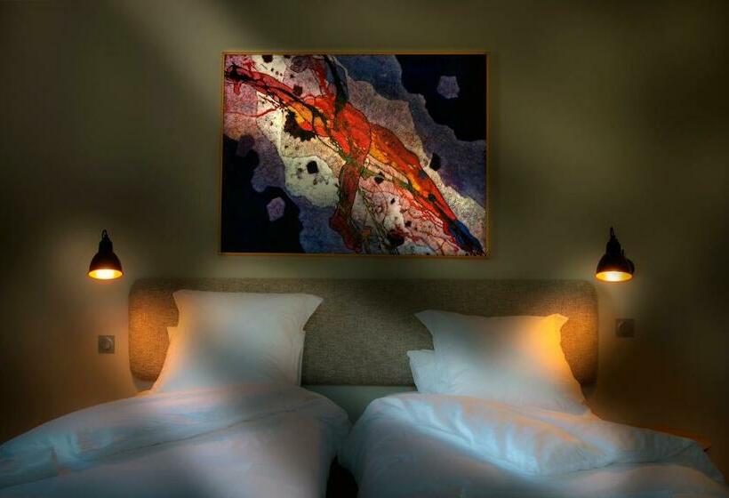 标准间, The View Of Montpeyroux