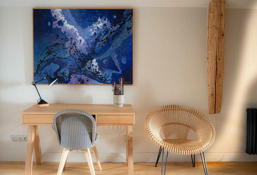 带大床的套房, The View Of Montpeyroux