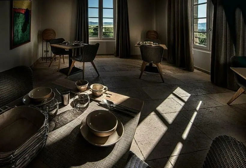 キングサイズベッドのスイートルーム, The View Of Montpeyroux