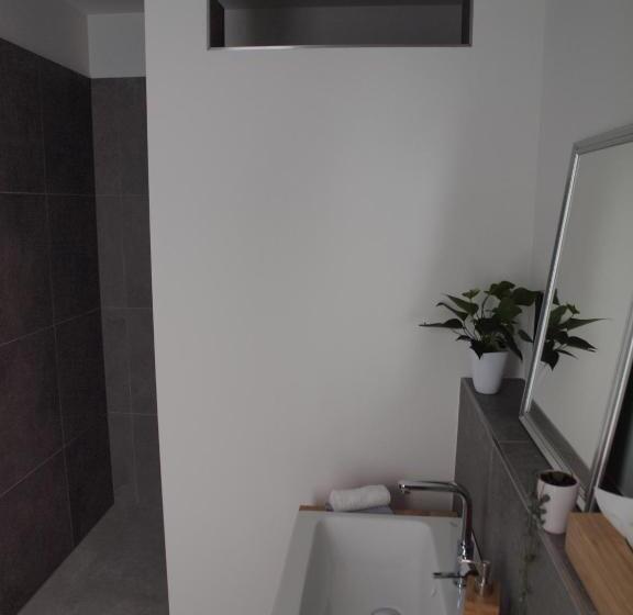 غرفة قياسية, Weinquartier Bissersheim