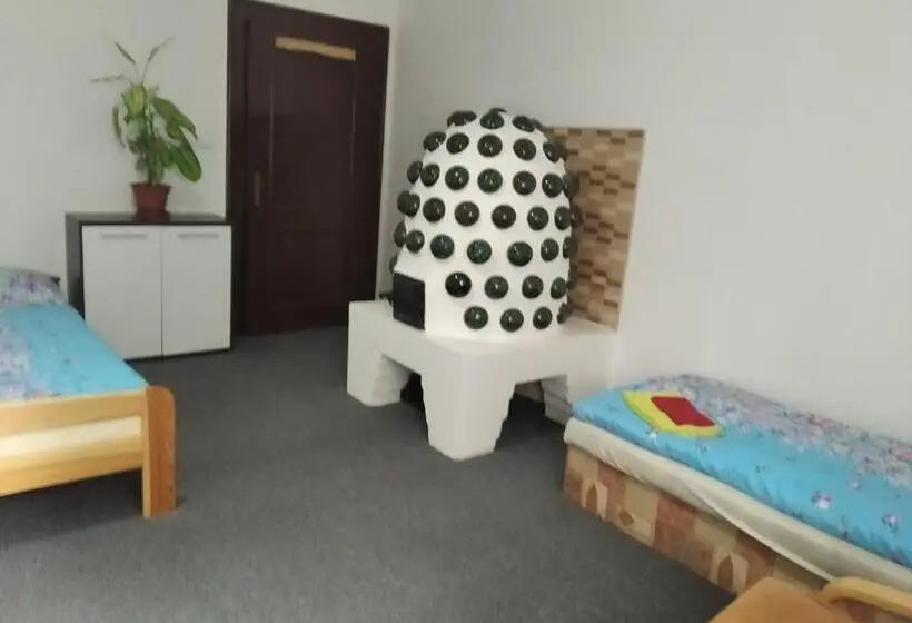 浴室共有スタンダード４人用ルーム, Chata Tokáň