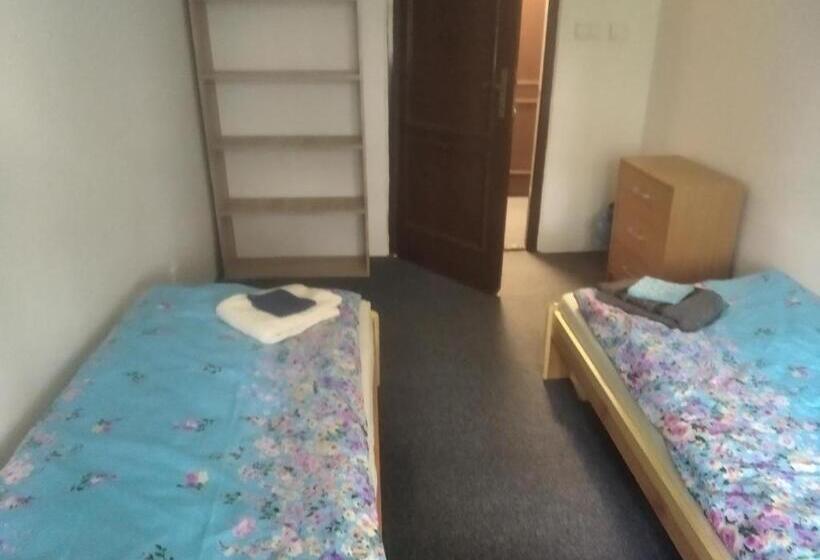 חדר סטנדרט חדר אמבטיה משותף, Chata Tokáň