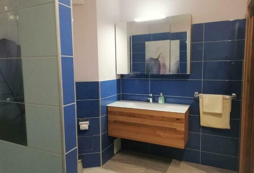 חדר סטנדרט, Haus Monti