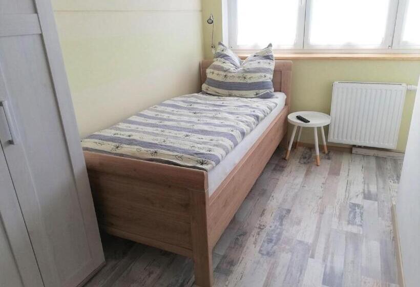 חדר סטנדרט יחיד, Haus Monti