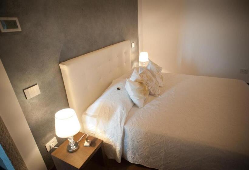 חדר דלוקס, Agriturismo Ostrouska