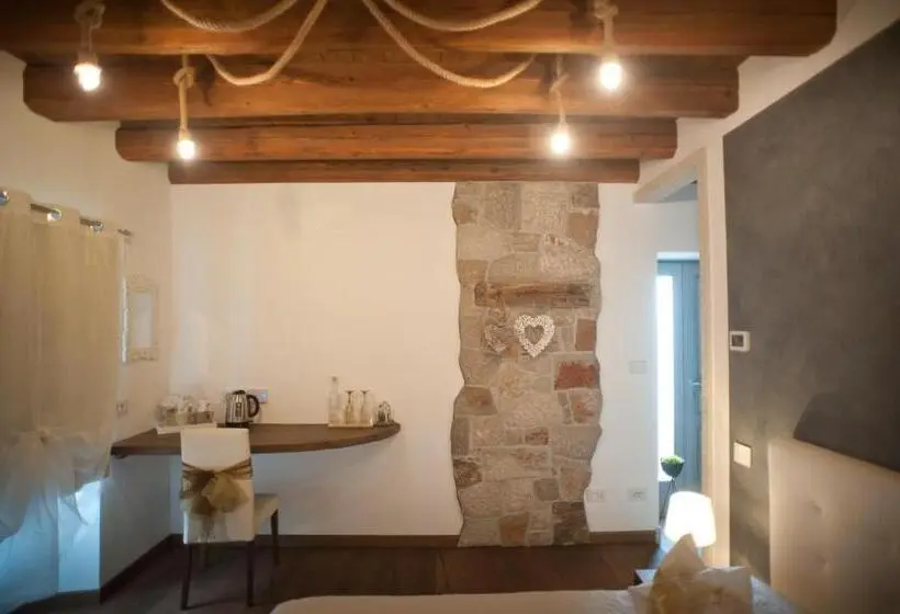 デラックスルーム, Agriturismo Ostrouska