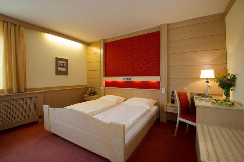 Номер Стандарт, Gasthof Mader Gubo & Co Kg