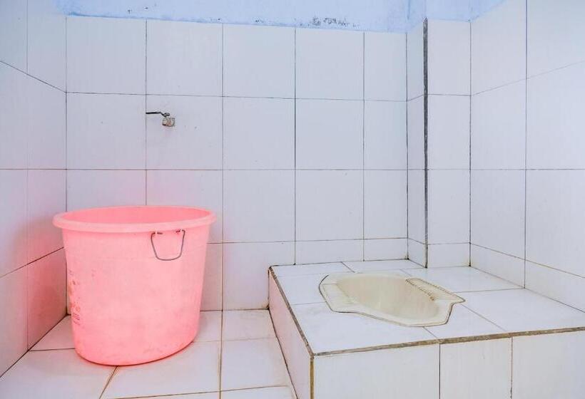 חדר סטנדרט, Spot On 1958 Asembagus Family