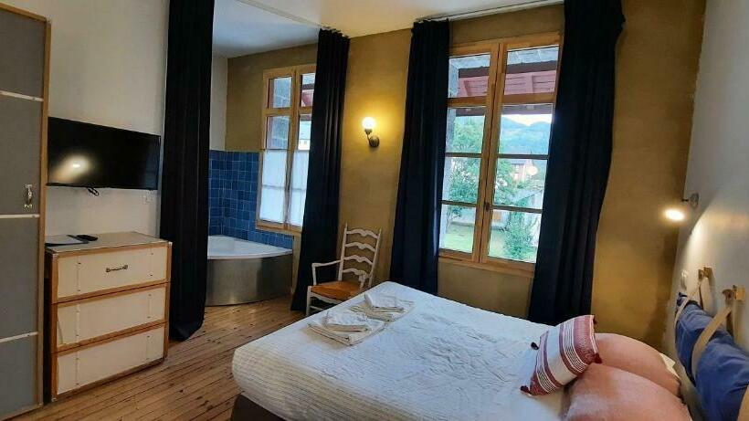 山の見えるスーペリアルーム, Transhumance & Cie, Studios Duplex Cheminée