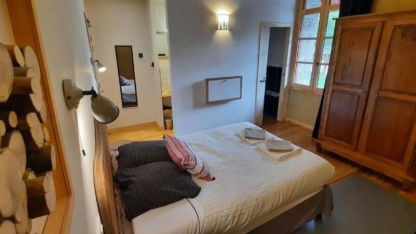 キングサイズベッドのスタンダードルーム, Transhumance & Cie, Studios Duplex Cheminée