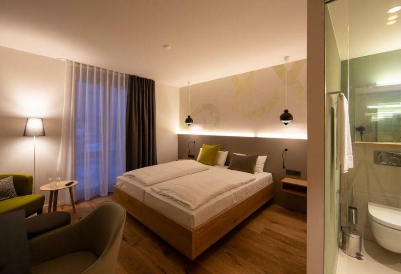 스탠다드 룸, Zum Loewen