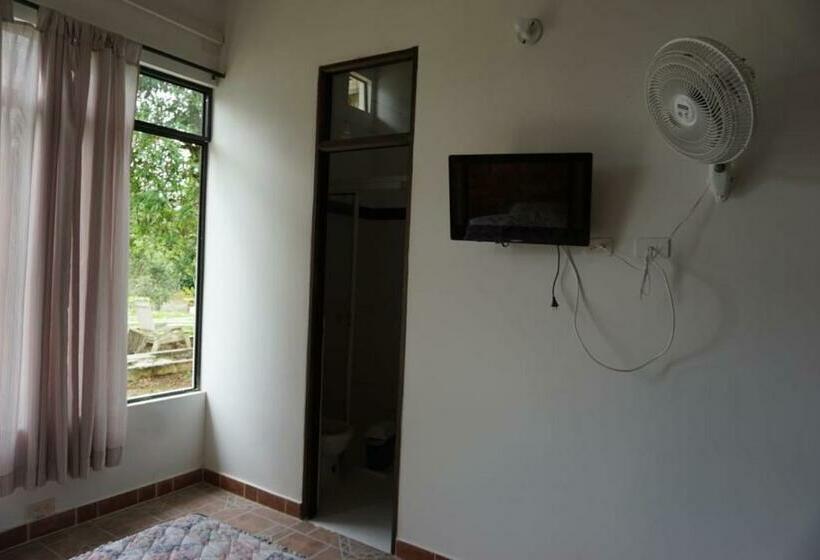 ガーデンビュースタンダードルーム, Hostal Suna Vito