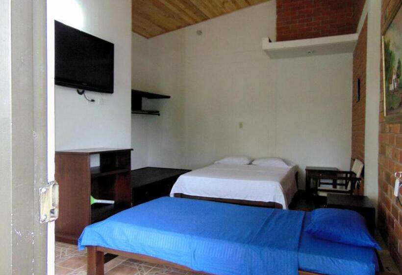 스탠다드 룸 가든 전망, Hostal Suna Vito