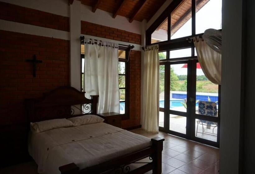 スタンダードルーム, Hostal Suna Vito