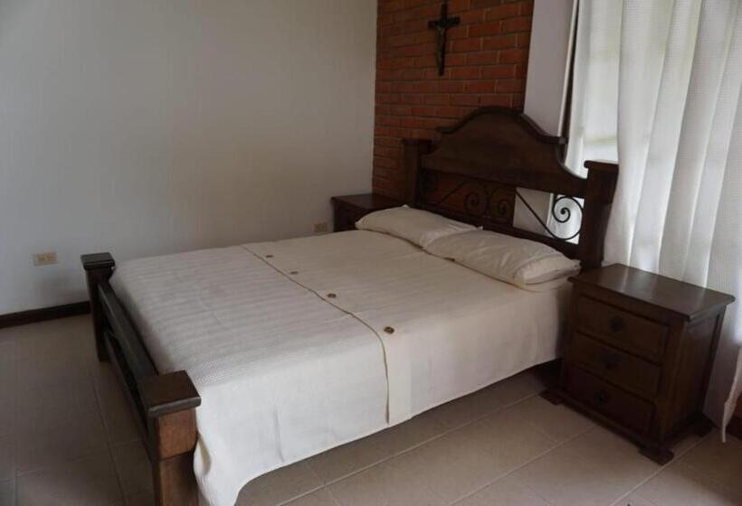 スタンダードルーム, Hostal Suna Vito