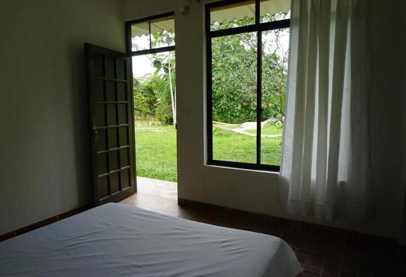 スタンダードルーム, Hostal Suna Vito