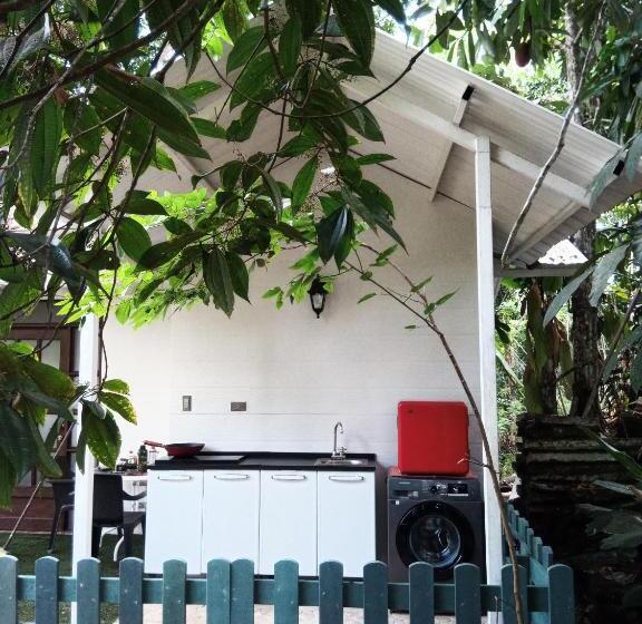 庭の見える1ベッドルームアパートメント, Hostal Suna Vito