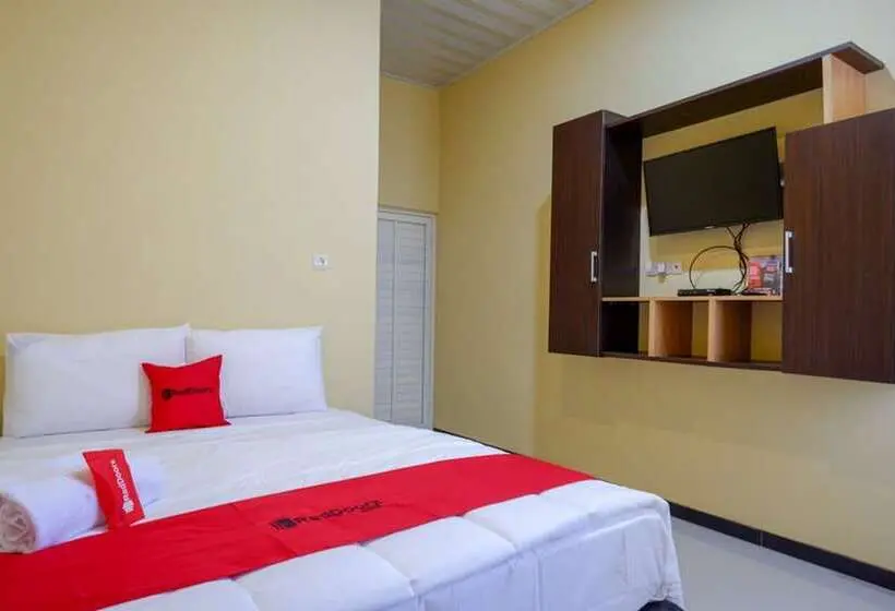 スタンダードルーム, Reddoorz Syariah Near Alun Alun Pati