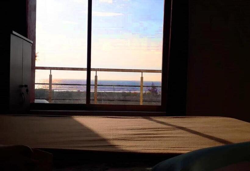 海景标准间带阳台, 5 Mile Beach Resort