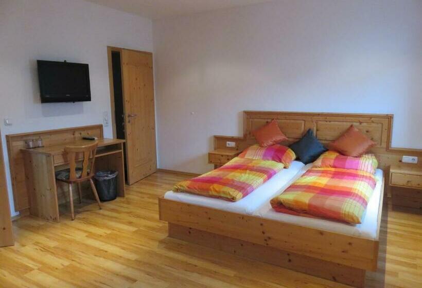 マウンテンビュースタンダードルーム, Fraenkischer Hof