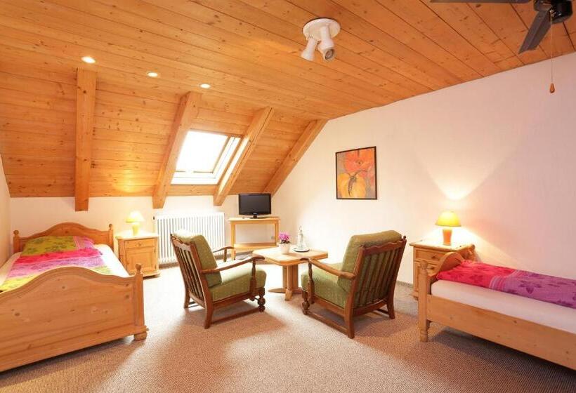 Семейный Номер, Gasthaus Zur Moosmühle