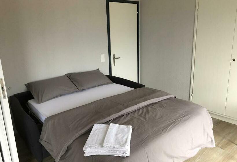 חדר משפחתי, Al Grottino