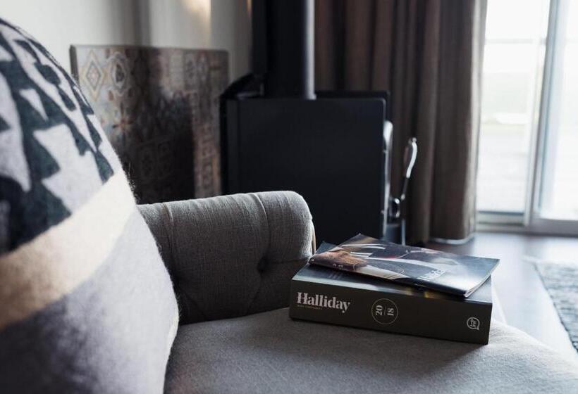 带大床的套房, Coastal Lodge