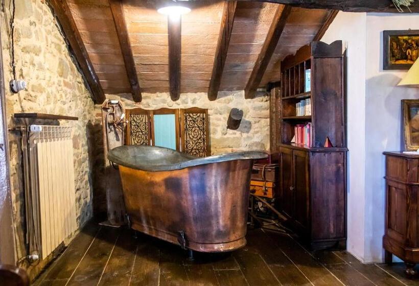 חדר סופריור עם מיטת קינג, Borgo Santuletta