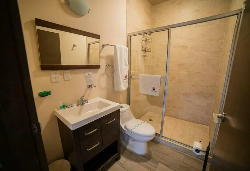 ２ベッドルームアパートメント, California Comfort & Suites
