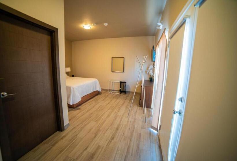 ２ベッドルームアパートメント, California Comfort & Suites