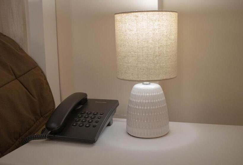 جناح سرير كينج, California Comfort & Suites