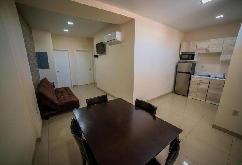 شقة ديلوكس غرفة واحدة, California Comfort & Suites