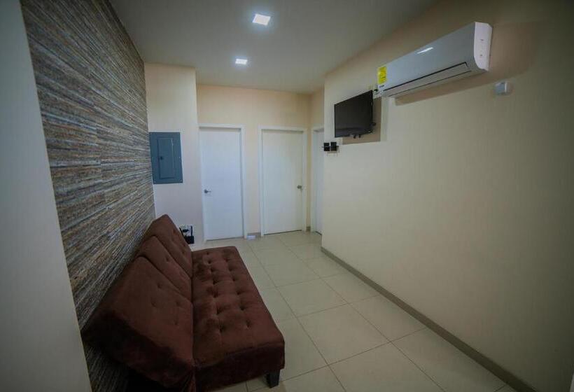 شقة ديلوكس غرفة واحدة, California Comfort & Suites