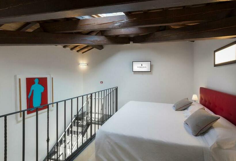 סוויטת דופלקס, Interamnia Boutique