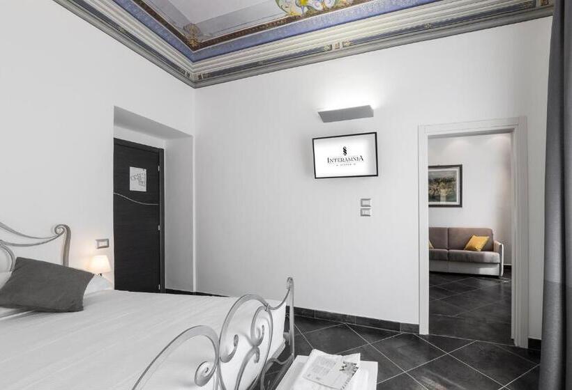 סוויטת סופריור, Interamnia Boutique