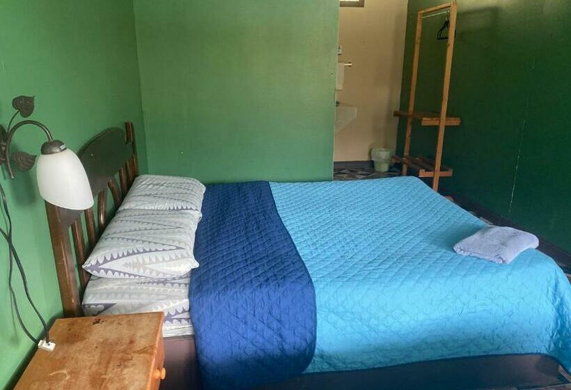 スタンダードシングルルーム, Uran