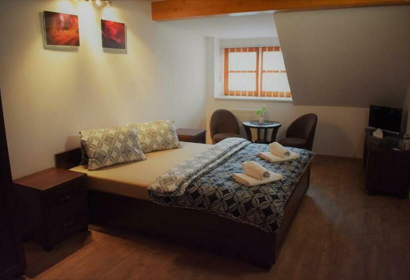 Номер Стандарт, Motel Roubenka