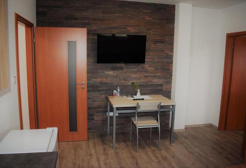 Люкс, Motel Roubenka