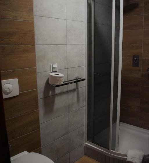 Номер Deluxe, Motel Roubenka