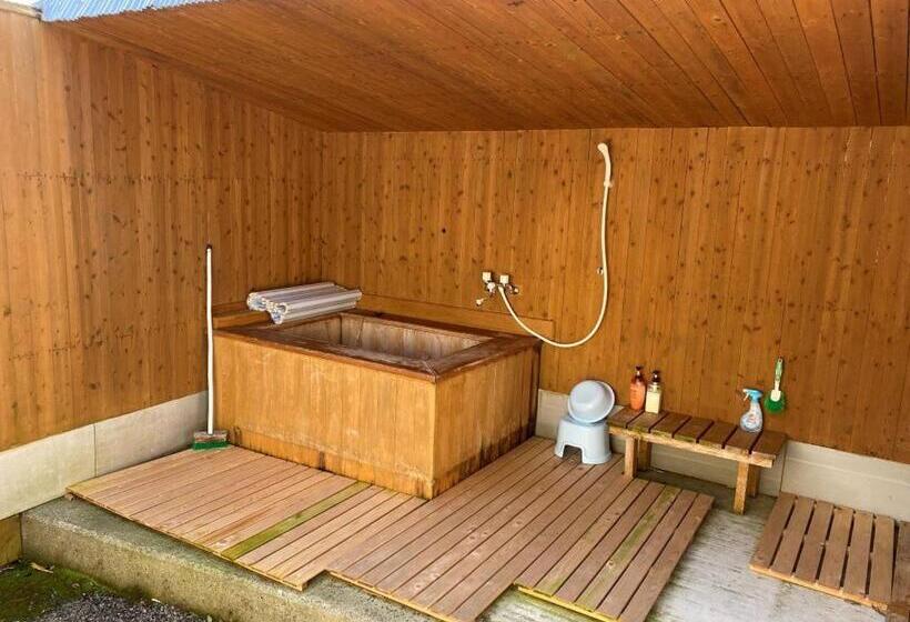Четырехместный Номер Стандарт, Guest House Iwato