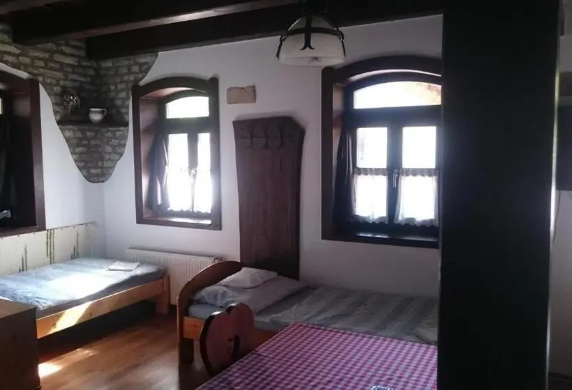 スタンダード4人部屋, Hajóskert Vendégház
