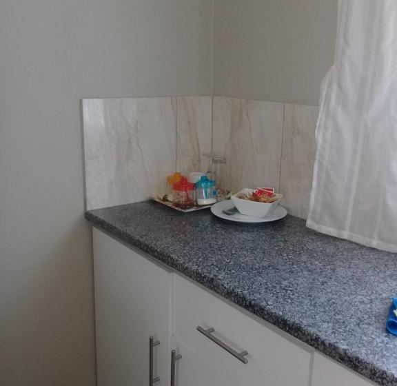 Номер Стандарт, Naledi Lodge & Guest Houses